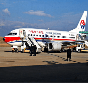 伊春林都航空运输航空快运业稳步发展的原因是什么？